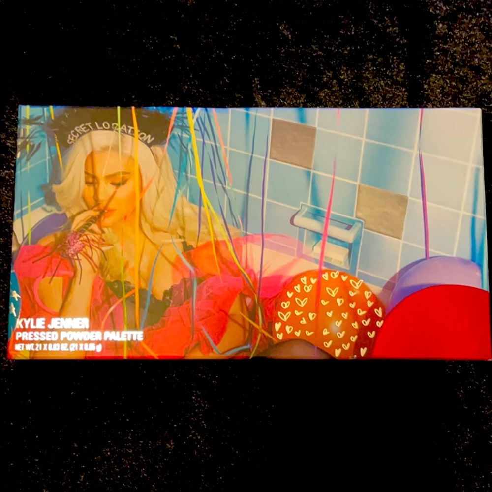 Kylie cosmetics Sipping Pretty palette